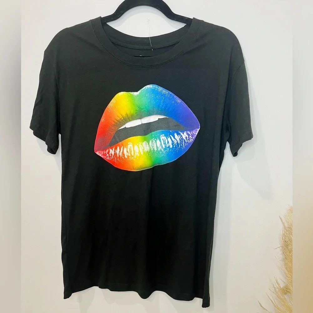 GOODIE TWO SLEEVES• Women’s Cotton Rainbow Lips Black Short Sleeve Graphic Tee S - Picture 3 of 5
